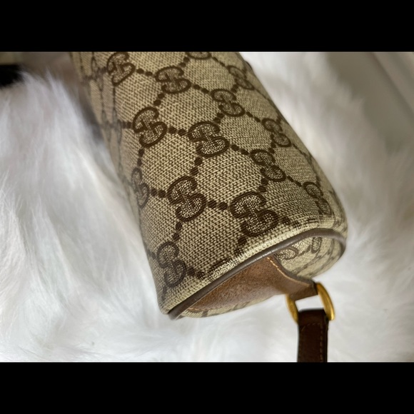 💕Vintage Gucci Crossbody - Picture 6 of 11